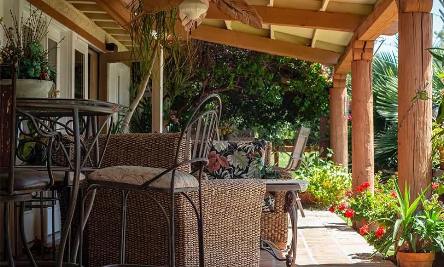Experience Comfort and Elegance with Rattan Garden Furniture